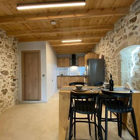 Stavlos Traditional Suite Atsipopoulo Luaran gambar