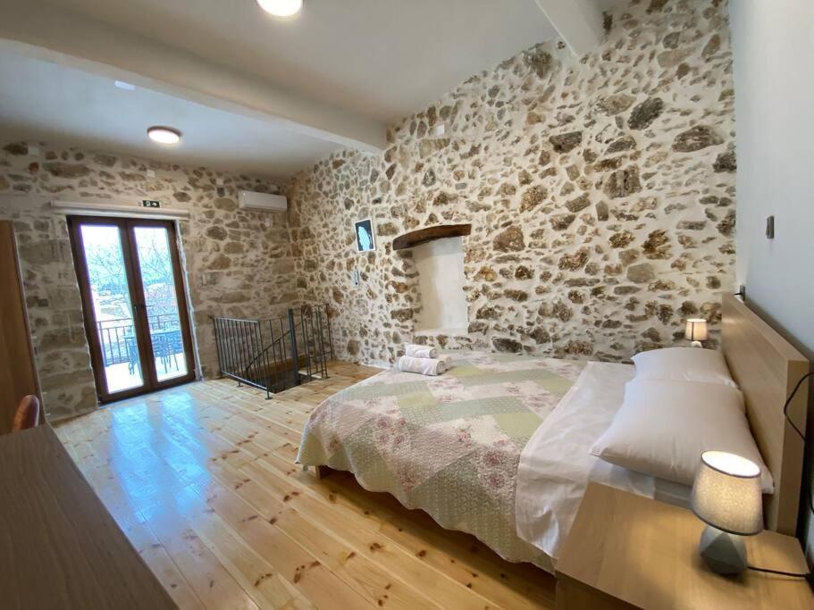 Stavlos Traditional Suite Atsipopoulo Luaran gambar